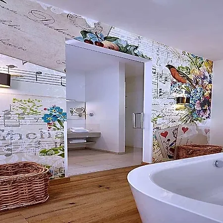 Kapellenberg Szálloda 3*