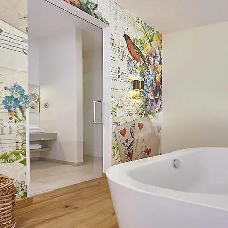 Kapellenberg Hotel 3*